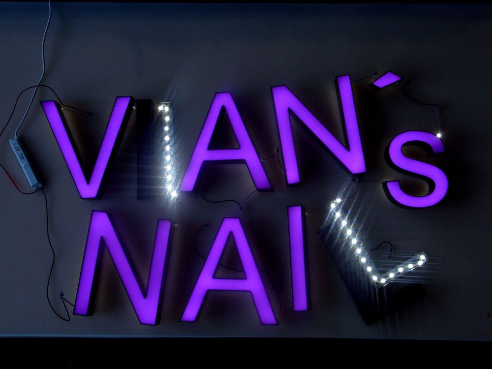 vians-nail-acrylbuchstaben-mit-led-beleuchtung